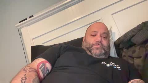 Snapshot of asilnjd chatting on December 17, 2025, 5:52 pm Asilnjd call me sil online show from December 17, 2025, 5:52 pm