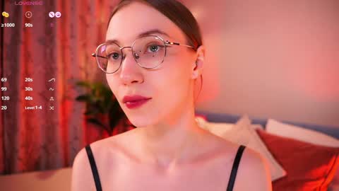 Snapshot of askaudrey chatting on December 1, 2024, 7:36 pm Audrey online show from December 1, 2024, 7:36 pm