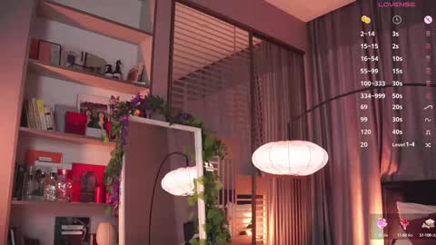 Snapshot of askaudrey chatting on February 9, 2025, 12:52 pm Audrey online show from February 9, 2025, 12:52 pm