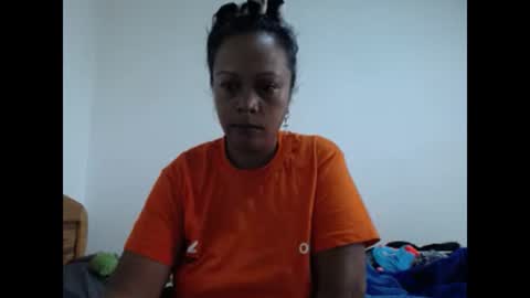 aslanne online show from February 17, 2026, 3:58 am