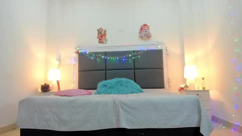 Snapshot of aslhyn_gomez chatting on December 24, 2024, 12:00 am Aslhyn online show from December 24, 2024, 12:00 am