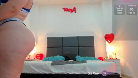 Snapshot of aslhyn_gomez chatting on March 12, 2025, 5:17 pm Aslhyn online show from March 12, 2025, 5:17 pm