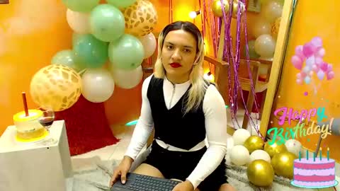 ASLY online show from January 16, 2025, 5:12 pm