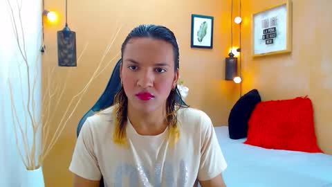 ASLY online show from September 20, 2025, 12:17 pm