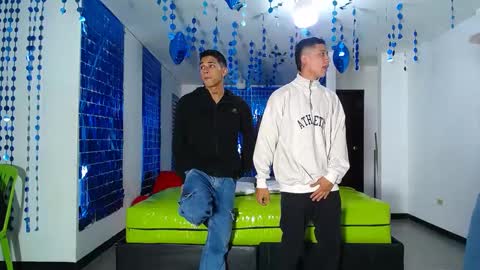 THOMAS AND DAMIAND online show from March 1, 2025, 12:07 am