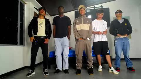 THOMAS AND DAMIAND online show from April 30, 2026, 2:34 pm