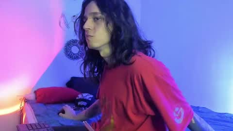 asmodeuszz online show from December 3, 2024, 5:20 am