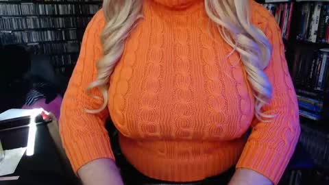 Snapshot of aspen_vale chatting on May 7, 2026, 8:58 pm Aspen Vale online show from May 7, 2026, 8:58 pm