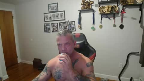 Snapshot of ass_chaser_1 chatting on September 9, 2025, 1:27 am Ass Chaser online show from September 9, 2025, 1:27 am