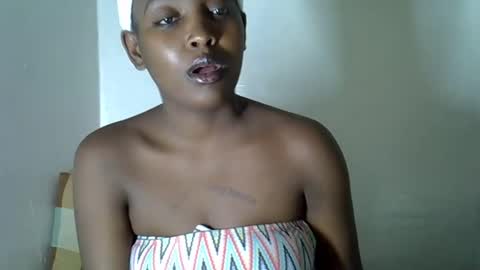 Snapshot of ass_wife chatting on December 6, 2024, 1:29 am ass_wife online show from December 6, 2024, 1:29 am