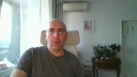 Snapshot of assbitch189 chatting on June 15, 2026, 4:42 pm assbitch189 online show from June 15, 2026, 4:42 pm