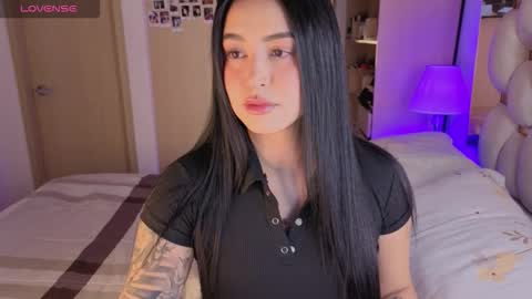 Ashley online show from November 11, 2025, 2:55 am