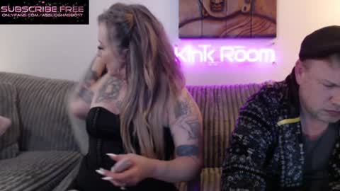 ASSleigh Abbott online show from February 3, 2025, 6:56 am