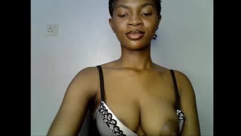 Lily online show from April 20, 2026, 9:38 pm