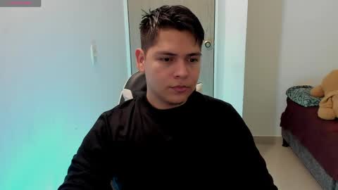 Asta Kuno online show from May 2, 2026, 5:56 am