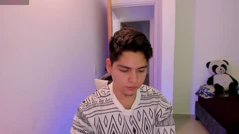 Snapshot of asta_kuro chatting on May 17, 2026, 4:03 pm Asta Kuno online show from May 17, 2026, 4:03 pm