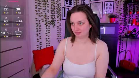 Snapshot of astarte_aste chatting on July 20, 2026, 11:56 am astarte_aste online show from July 20, 2026, 11:56 am