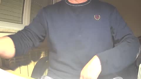 Snapshot of astelover chatting on December 22, 2024, 4:27 pm astelover online show from December 22, 2024, 4:27 pm