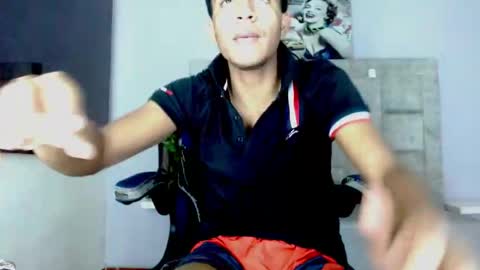 Aston  online show from September 20, 2025, 5:25 pm