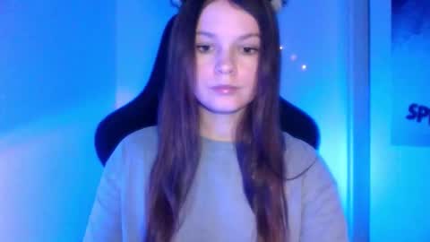 astradream_ online show from February 11, 2026, 9:09 pm