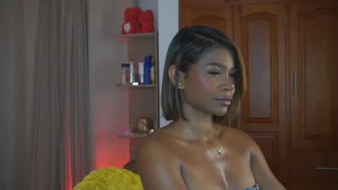 Snapshot of astrea_1 chatting on November 9, 2025, 11:58 pm Astrea online show from November 9, 2025, 11:58 pm