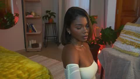 Snapshot of astrea_1 chatting on January 14, 2026, 8:14 pm Astrea online show from January 14, 2026, 8:14 pm