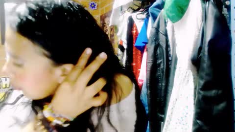 Snapshot of astrid_hauser66 chatting on October 27, 2025, 4:05 am astrid_hauser66 online show from October 27, 2025, 4:05 am