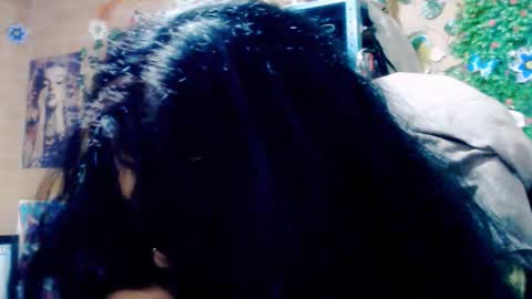 astrid_hauser66 online show from December 22, 2025, 7:38 am