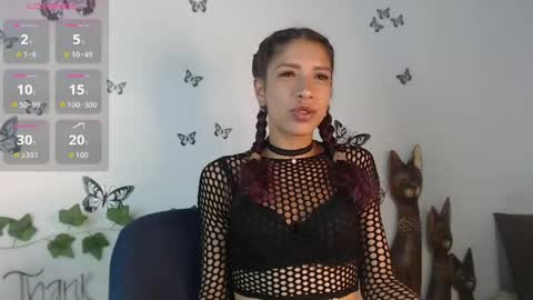 Astrid online show from May 7, 2026, 1:33 am