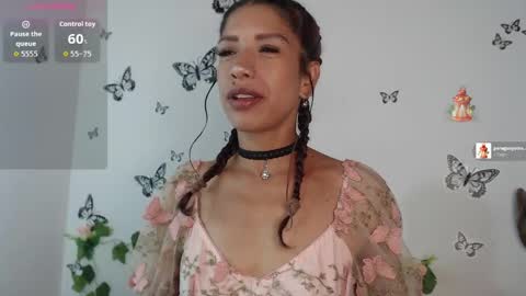 Astrid online show from May 22, 2026, 4:52 am