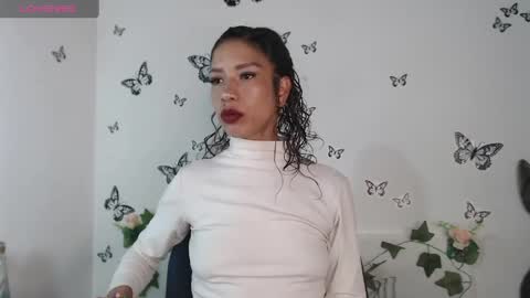 Astrid online show from June 9, 2026, 9:04 pm