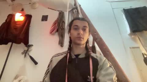 Snapshot of astrodoll chatting on December 20, 2024, 1:22 pm Astro Doll online show from December 20, 2024, 1:22 pm