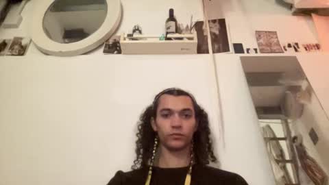 Snapshot of astrodoll chatting on February 1, 2025, 12:51 am Astro Doll online show from February 1, 2025, 12:51 am