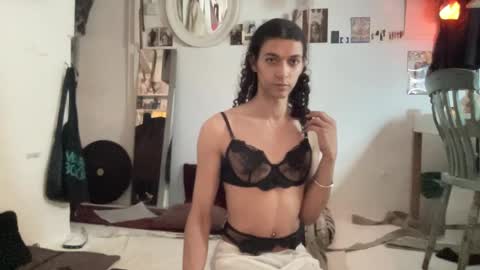 Snapshot of astrodoll chatting on February 20, 2025, 2:57 pm Astro Doll online show from February 20, 2025, 2:57 pm