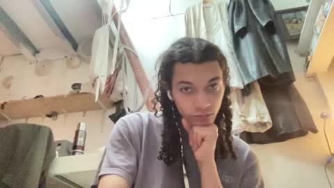 Snapshot of astrodoll chatting on February 23, 2025, 12:59 pm Astro Doll online show from February 23, 2025, 12:59 pm