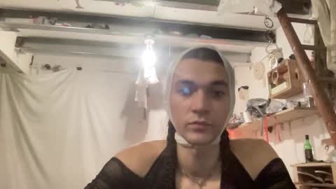 Snapshot of astrodoll chatting on January 11, 2026, 5:51 pm Astro Doll online show from January 11, 2026, 5:51 pm