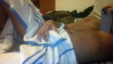 astroluis22mi online show from October 5, 2025, 4:55 am