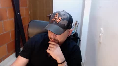 Snapshot of astton_nick chatting on January 23, 2025, 9:18 am Nick Astton online show from January 23, 2025, 9:18 am