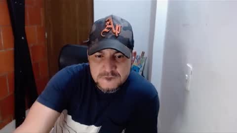 Snapshot of astton_nick chatting on February 22, 2025, 3:12 am Nick Astton online show from February 22, 2025, 3:12 am