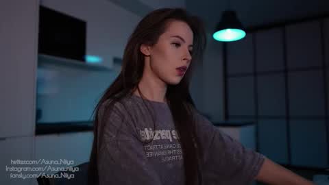 Asuna Niiya - online show from October 23, 2025, 6:39 pm