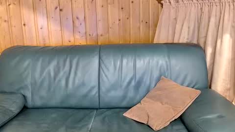 asusandy online show from February 24, 2025, 11:41 pm