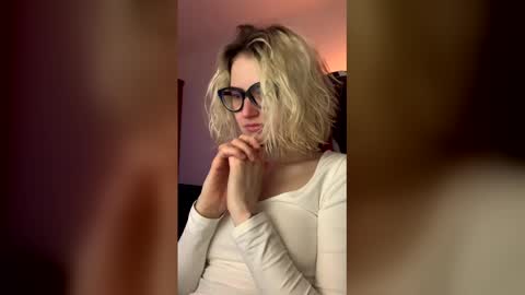 asya_new online show from December 20, 2025, 4:47 pm