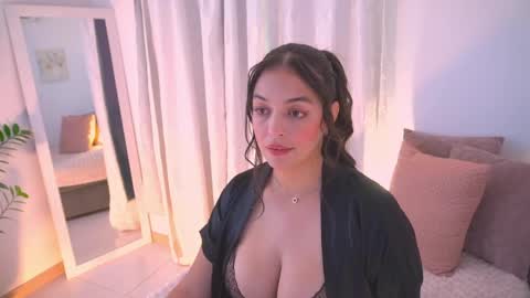 Snapshot of atena676 chatting on June 7, 2026, 1:21 am atena676 online show from June 7, 2026, 1:21 am