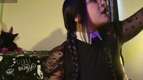 Snapshot of atena_hill93 chatting on July 1, 2026, 7:35 pm Atena online show from July 1, 2026, 7:35 pm