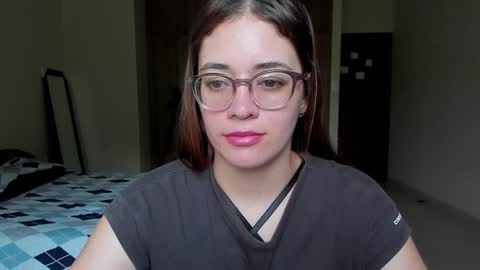 Snapshot of atenas__05 chatting on February 6, 2025, 7:07 pm atenas online show from February 6, 2025, 7:07 pm