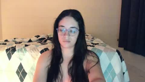 Snapshot of atenas__05 chatting on May 24, 2026, 9:36 am atenas online show from May 24, 2026, 9:36 am