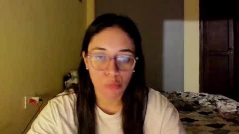 Snapshot of atenas__05 chatting on June 6, 2026, 11:53 pm atenas online show from June 6, 2026, 11:53 pm