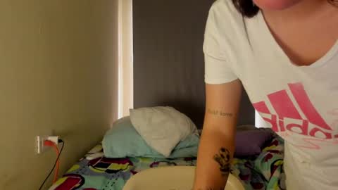 Snapshot of atenas__05 chatting on June 27, 2026, 12:22 pm atenas online show from June 27, 2026, 12:22 pm