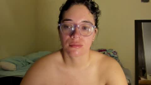 Snapshot of atenas__05 chatting on July 18, 2026, 9:24 am atenas online show from July 18, 2026, 9:24 am
