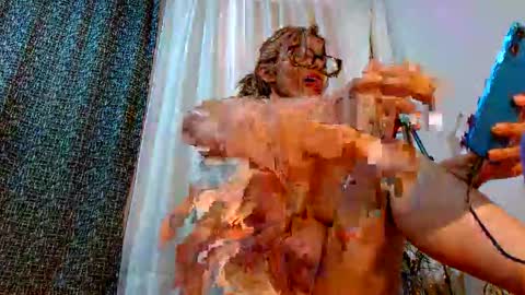 LILIANA online show from February 20, 2025, 7:52 pm